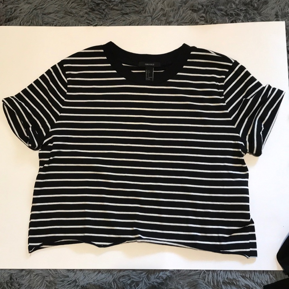 Cropped striped shirt // size small (women’s)